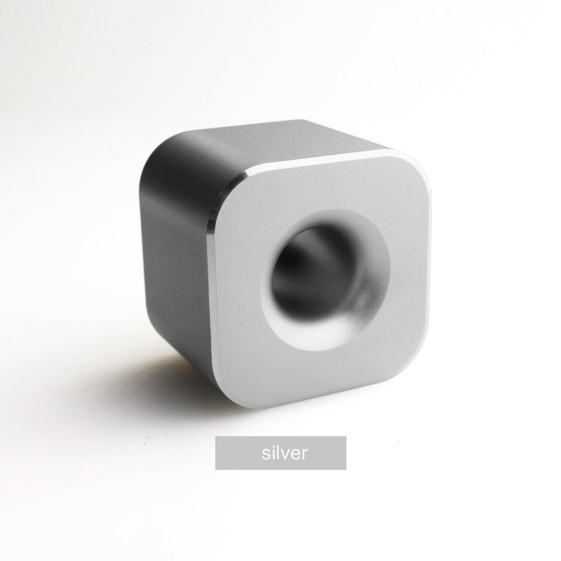 Manufacturer Customized OEM Modern Design Adjustable Delux Metal Shaving Stand