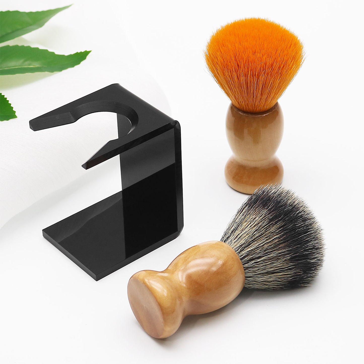 New Fashion Synthetic Hair Bright Wood Handle Shaving Bush