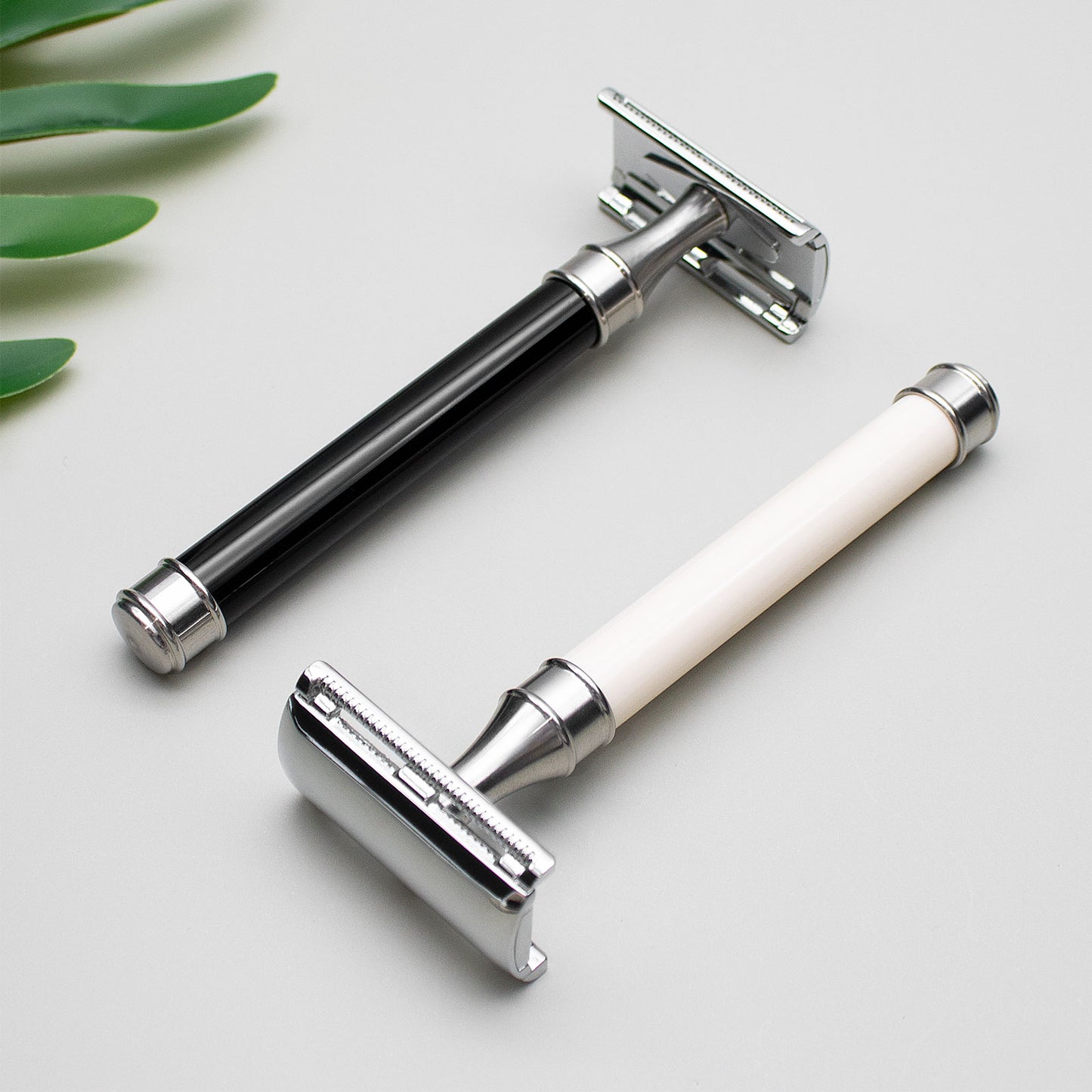 New Launch Professional Traditional Men's Shaving Razor for Smooth Shave